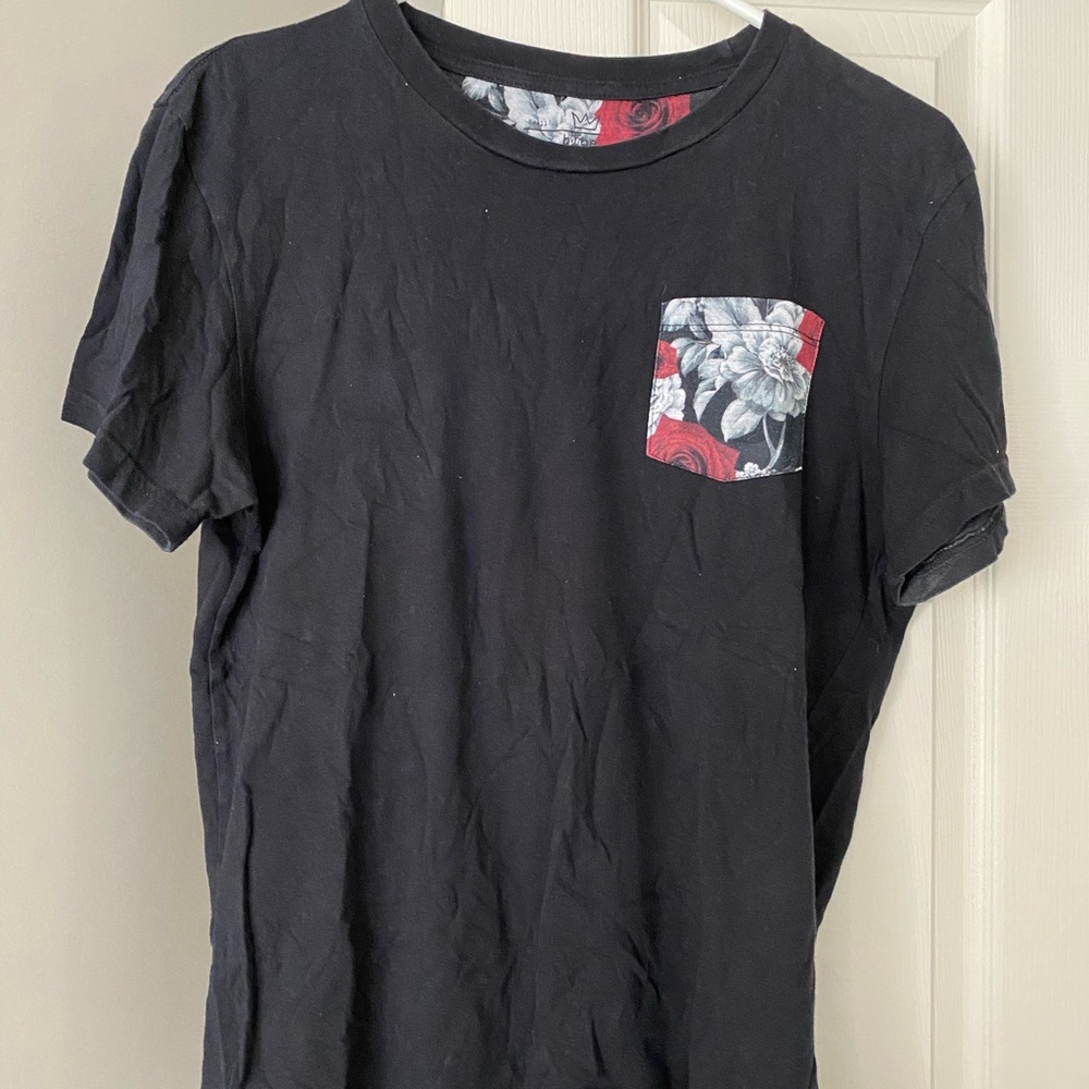Mens Floral T-Shirt- SIZE: S